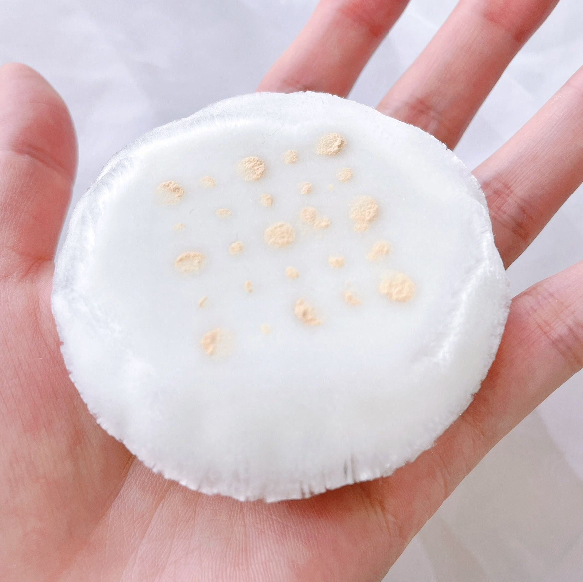 フィニッシングパウダー マット/チャコット・コスメティクス/ルースパウダーを使ったクチコミ（3枚目）