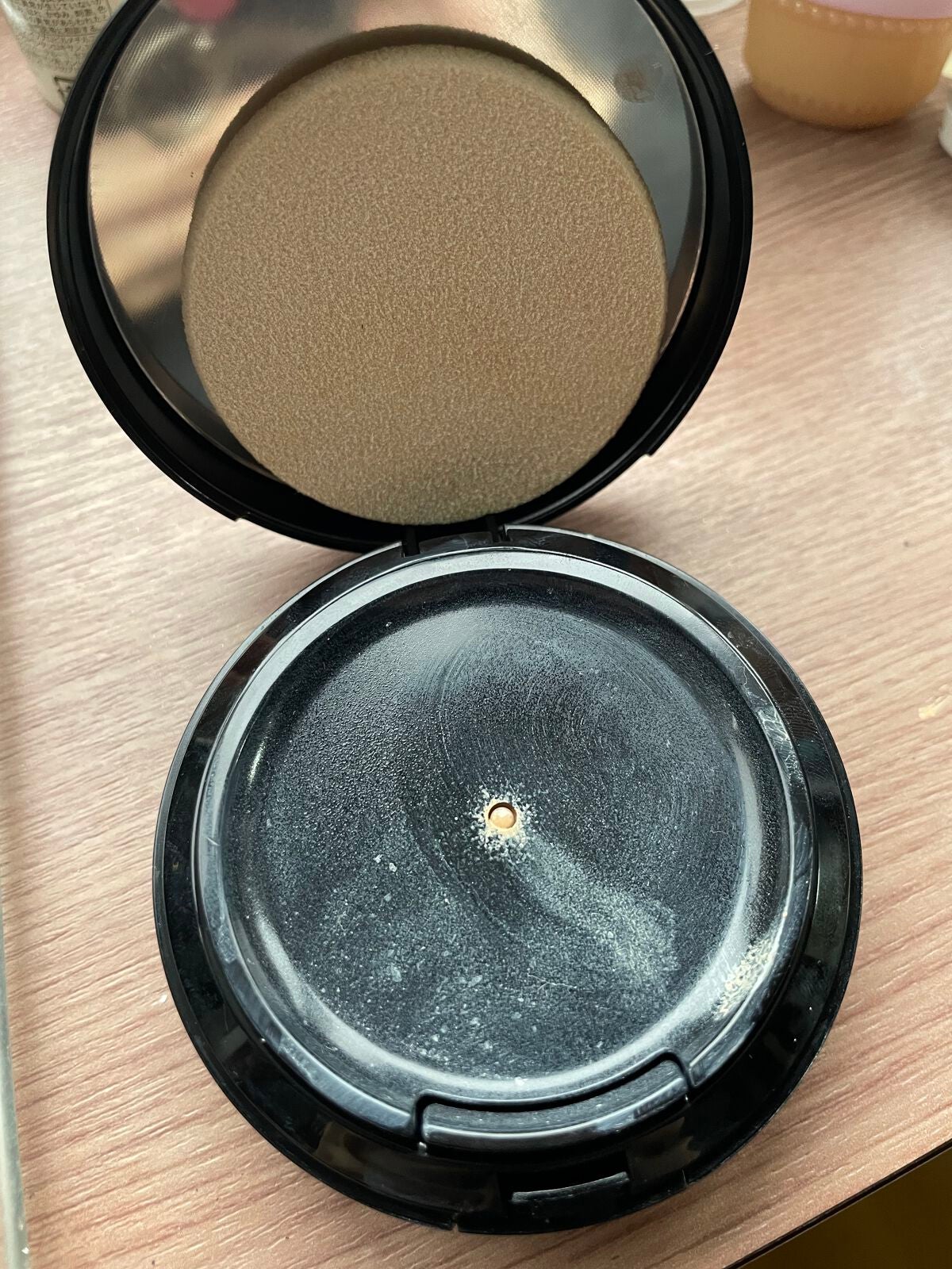 ミネラルリキッドリー ファンデーション SPF22 PA++/MiMC/リキッドファンデーションを使ったクチコミ(2枚目)