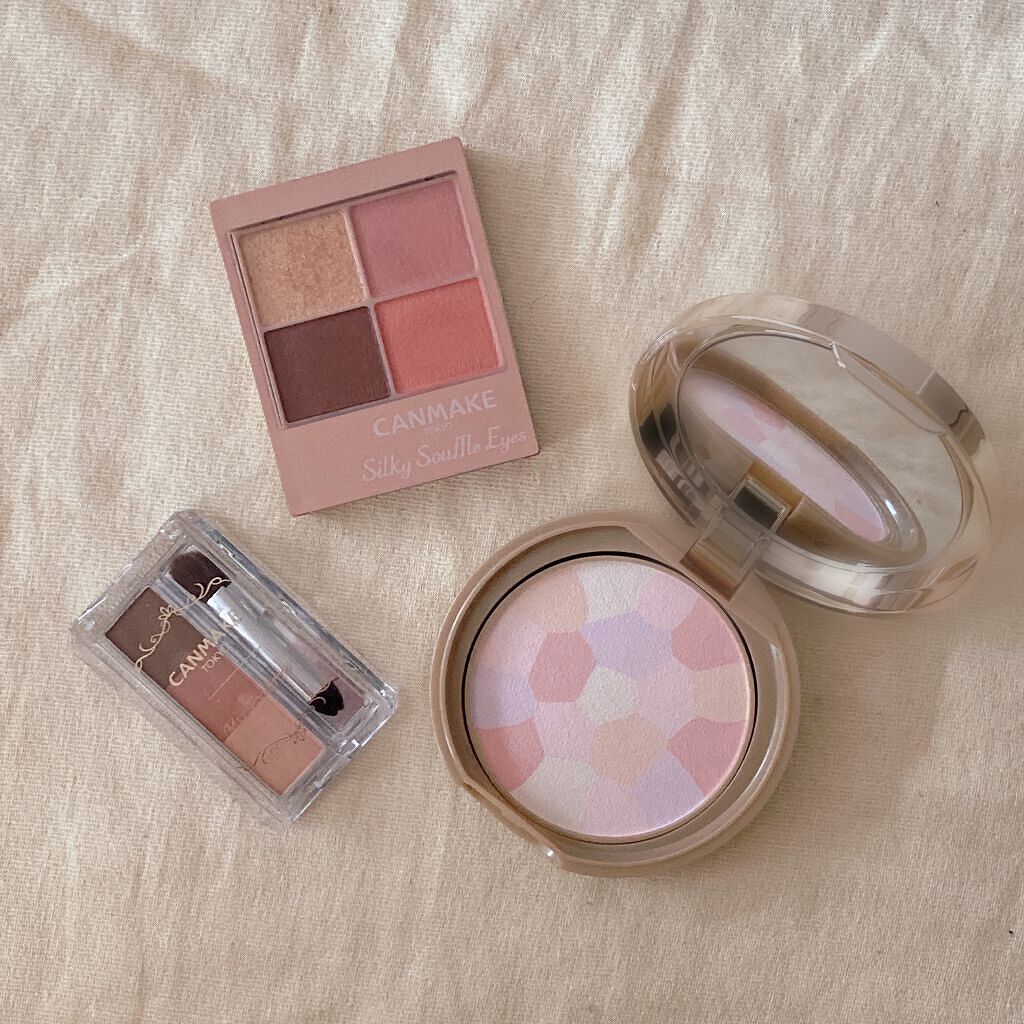 マシュマロフィニッシュパウダー　～Abloom～/キャンメイク/プレストパウダーを使ったクチコミ（1枚目）