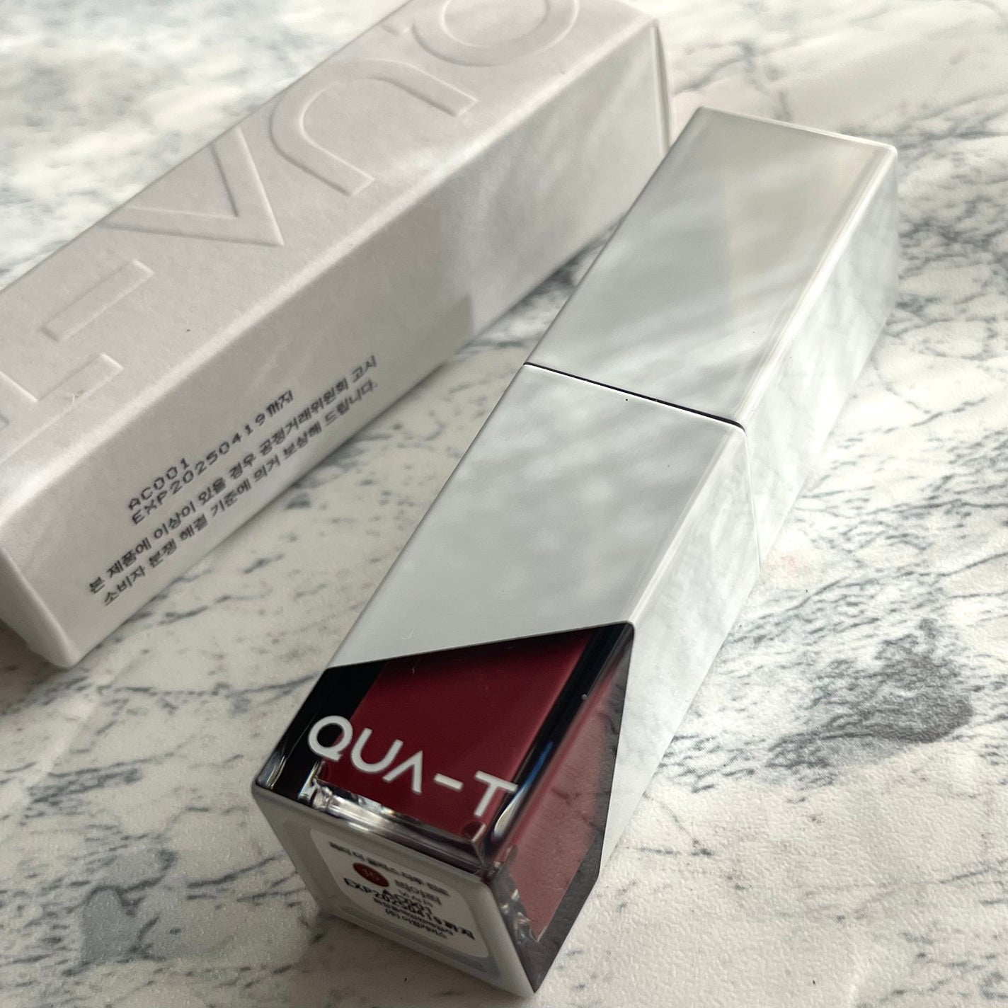 ザグラスタトゥーティント/QUA-T/リップティントを使ったクチコミ(6枚目)