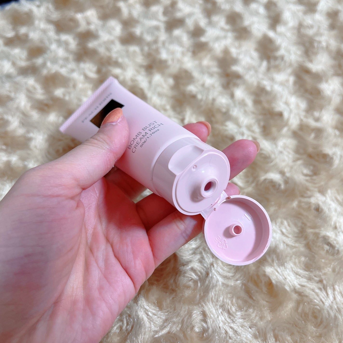 ボムバストクリーム リッチ/PEACH JOHN/バスト・ヒップケアを使ったクチコミ(3枚目)