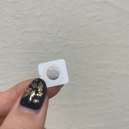 イージーダムビューティー クイックカーミング パッチのクチコミ「
ニキビが出来たての時、
炎症中の
夜に貼る用に。
ちょっとイガイガしてるので
貼った後にしっ.....」(3枚目)