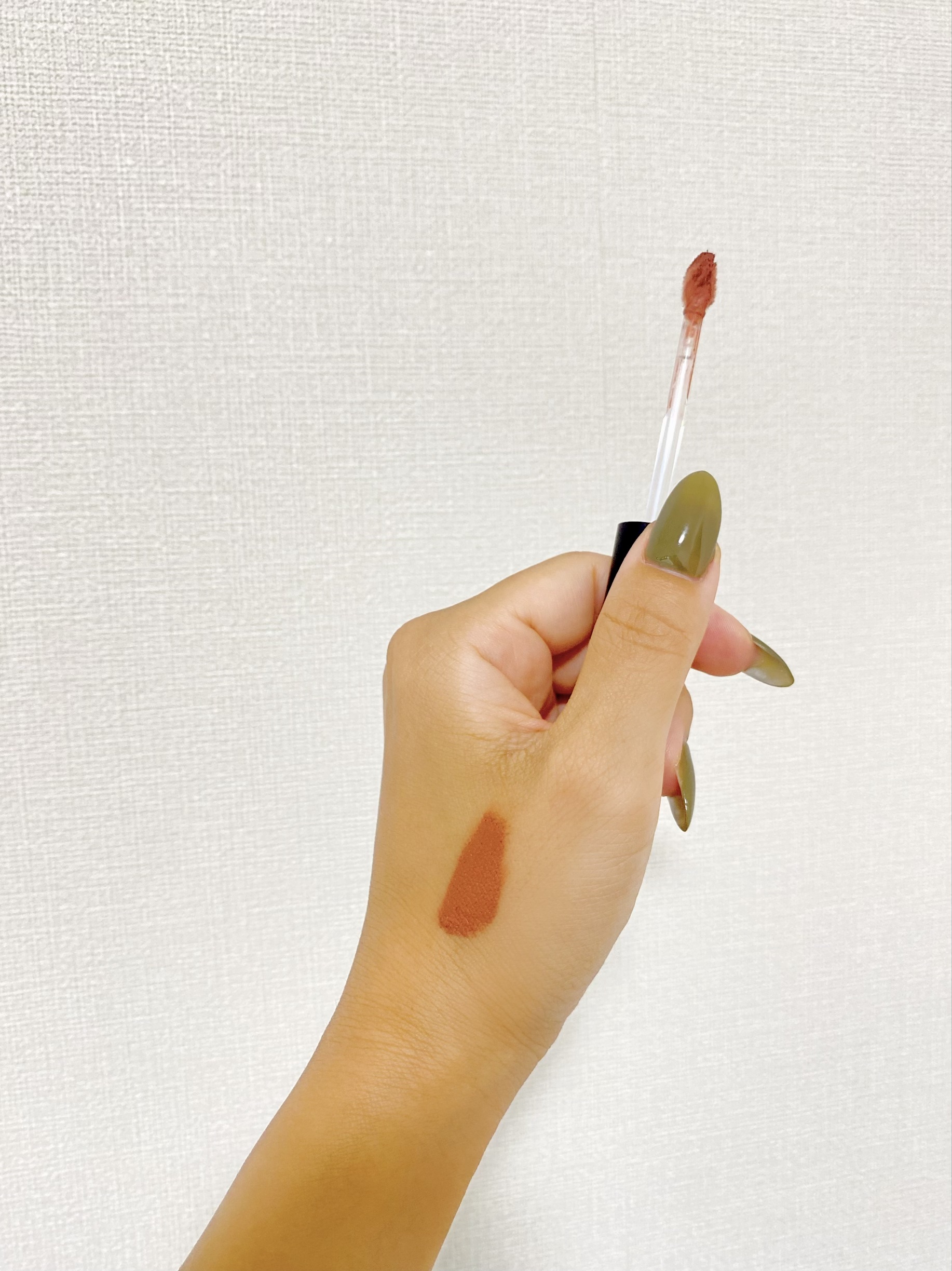 タイアップカバーティント 04 FADED FIG/MUZIGAE MANSION/リップティントを使ったクチコミ（2枚目）