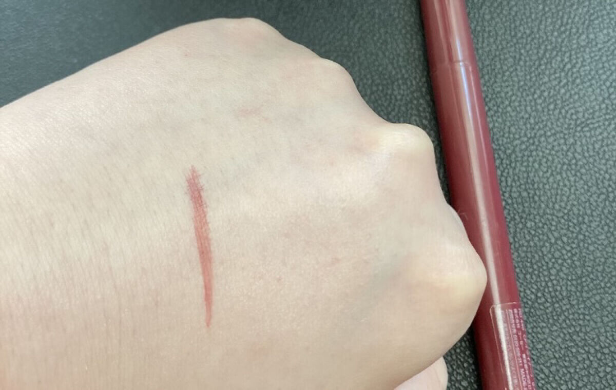 カラーインパクト リキッドライナー RD440 バーガンディ/Visée/リキッドアイライナーを使ったクチコミ（2枚目）