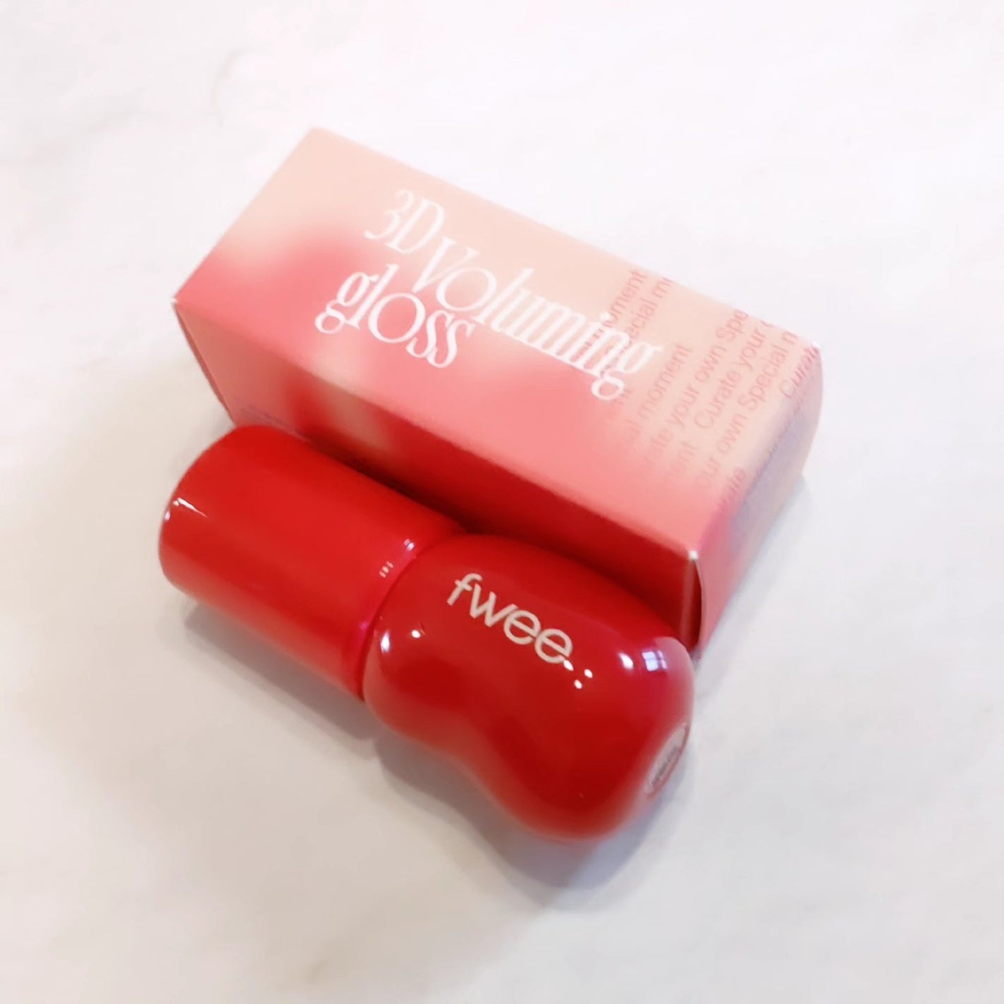 フィー 3Dボリューミンググロス/fwee/リップグロスを使ったクチコミ(3枚目)