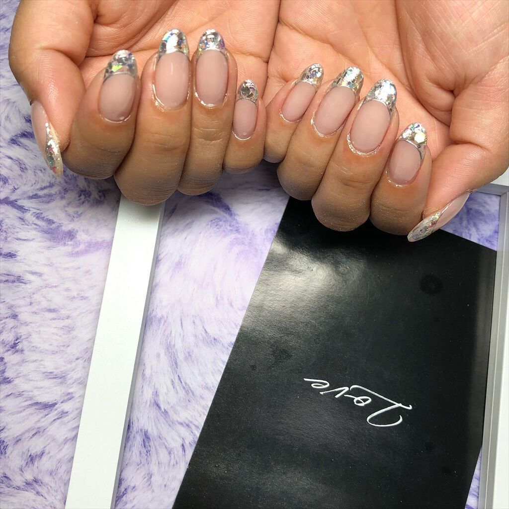 cst on LIPS 「#ガラスフレンチ#glassart#フレンチネイル#frenc..」(3枚目)