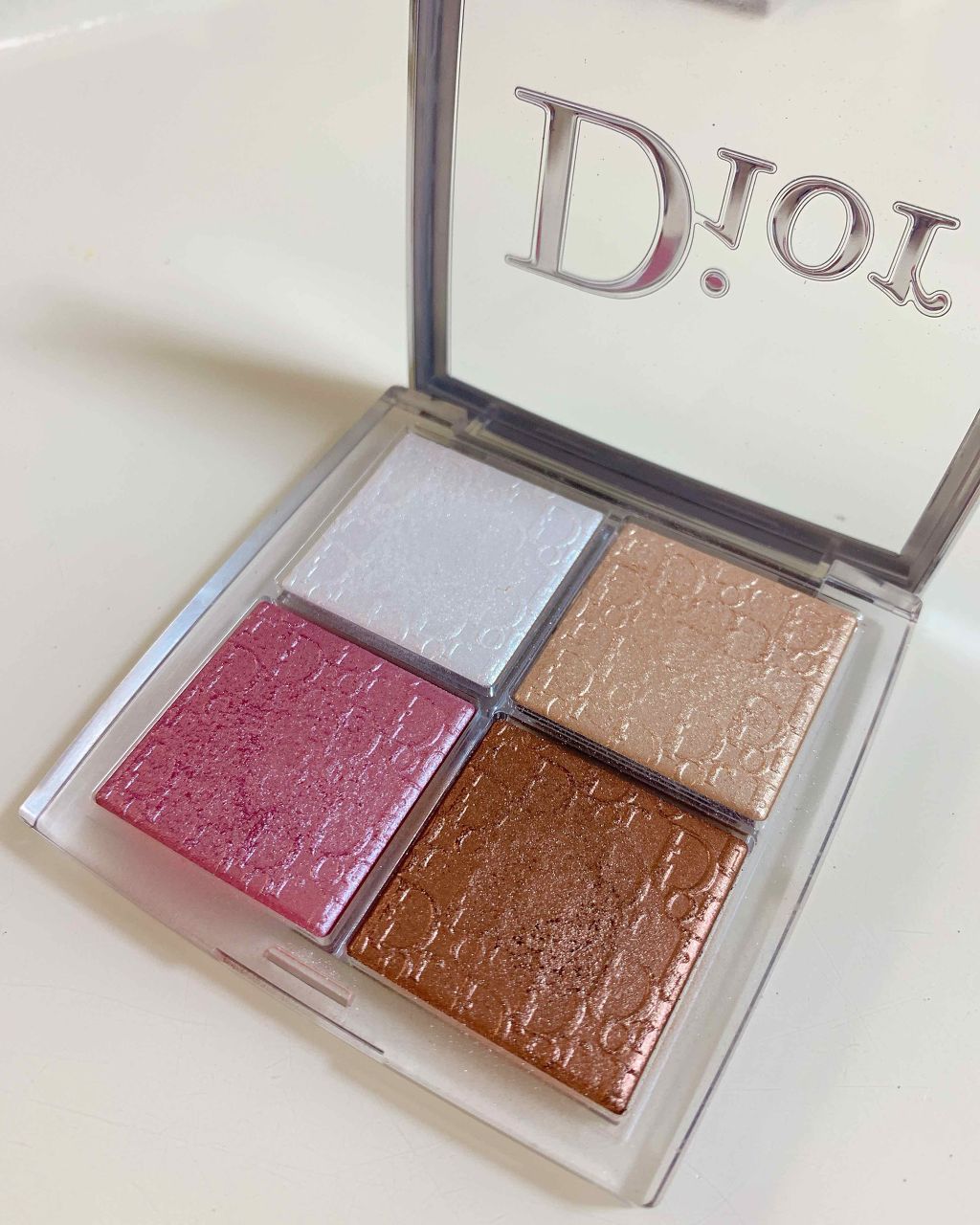 ディオール バックステージ フェイス グロウ パレット/Dior/ハイライトを使ったクチコミ（1枚目）