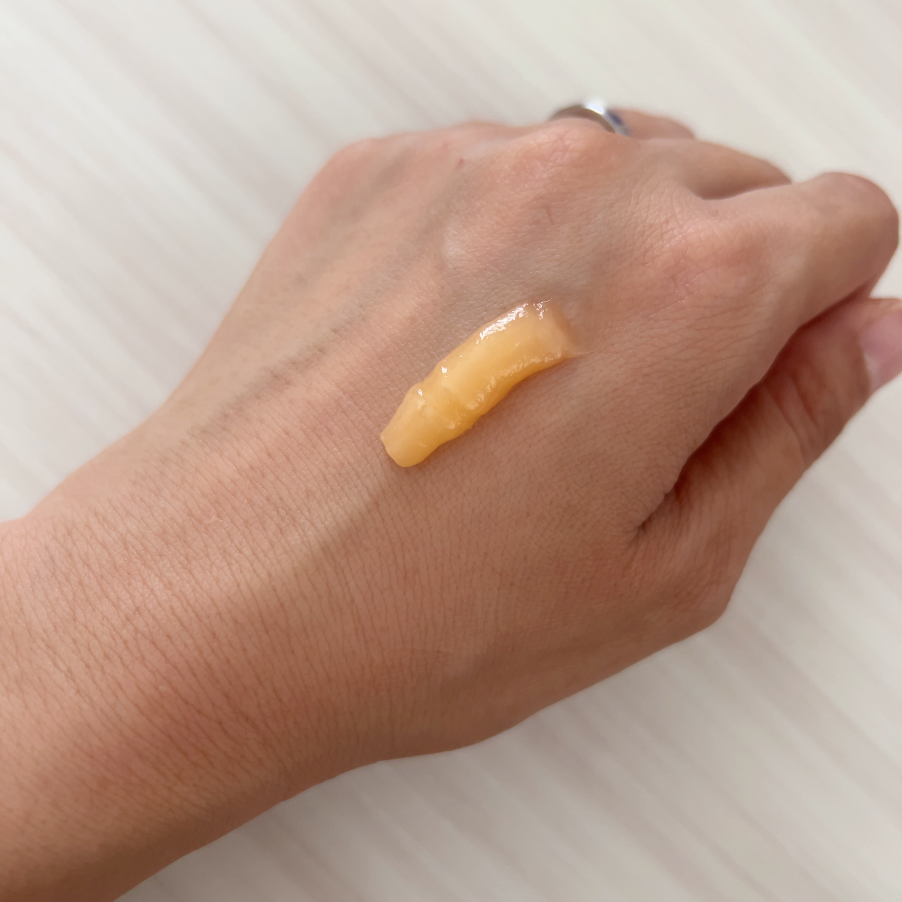 コエンリッチ　ザ　プレミアム 薬用リンクルナイト　ハンドクリーム 【医薬部外品】/コエンリッチQ10/ハンドクリームを使ったクチコミ（3枚目）