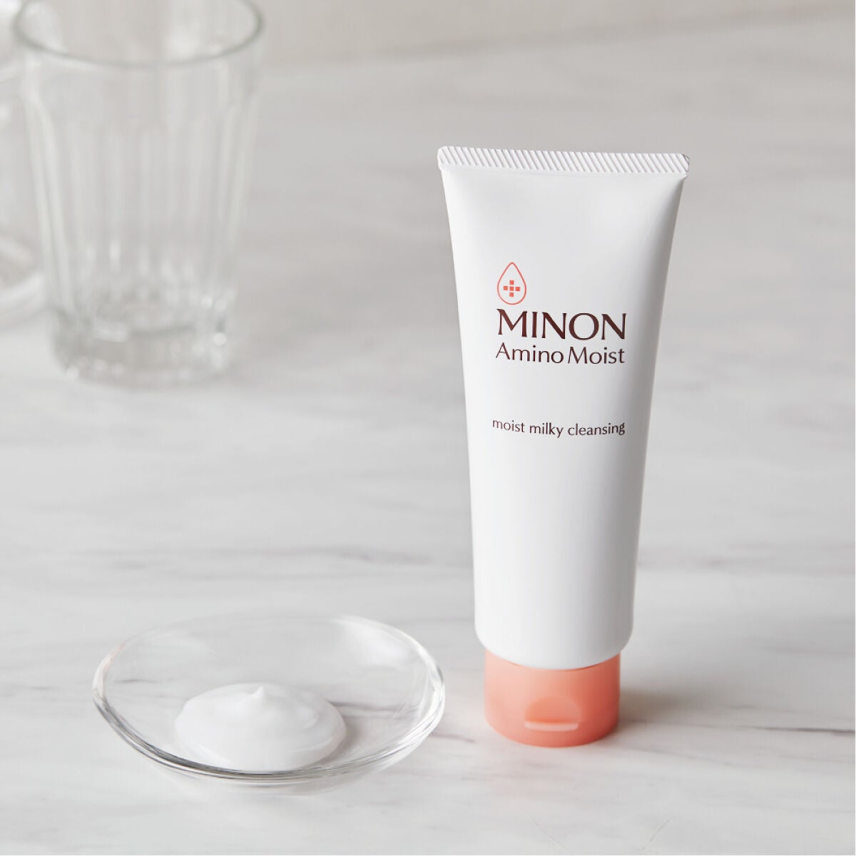 【現品100名】うるおいを守りながらしっかりメイクを落とす。ミノン アミノモイスト人気のクレンジング(1枚目)