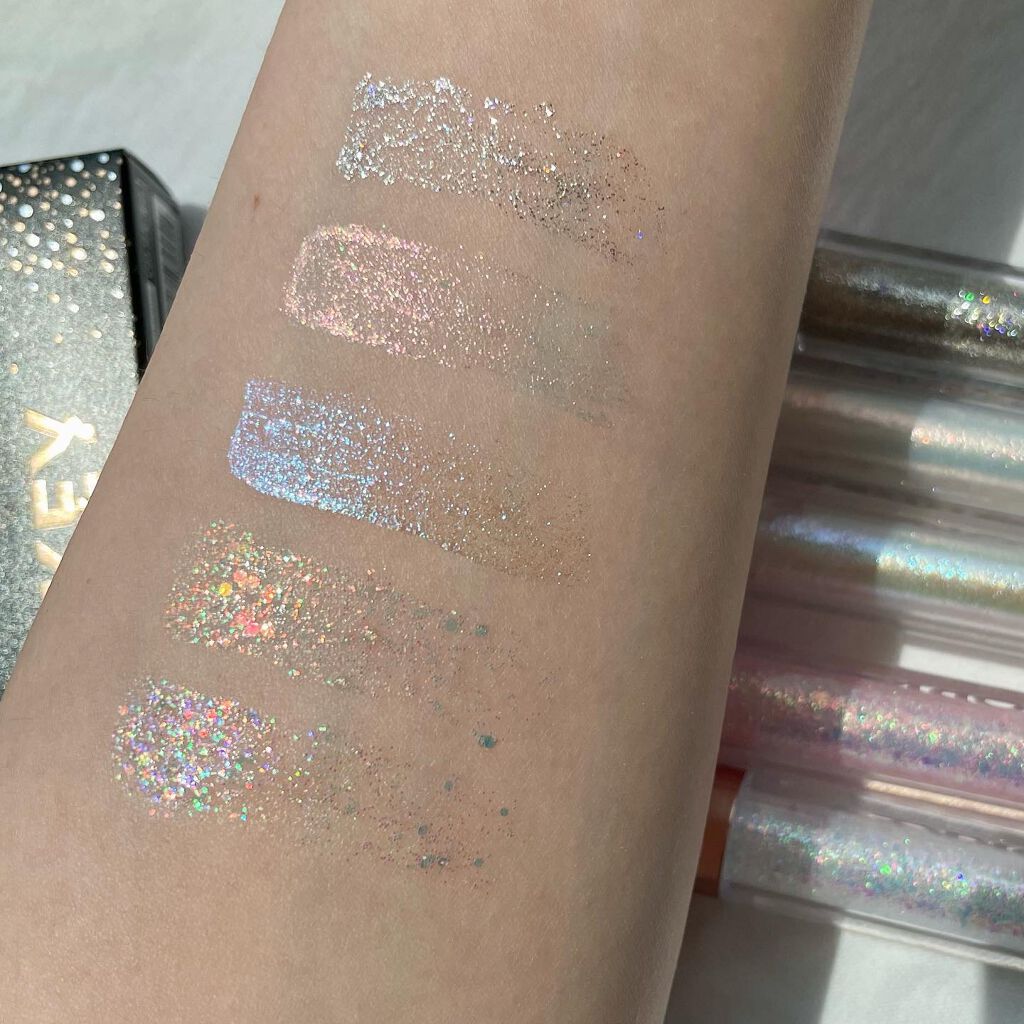 スパークリングギャラクシーリキッドアイシャドウ/COLORKEY/リキッドアイシャドウを使ったクチコミ（2枚目）