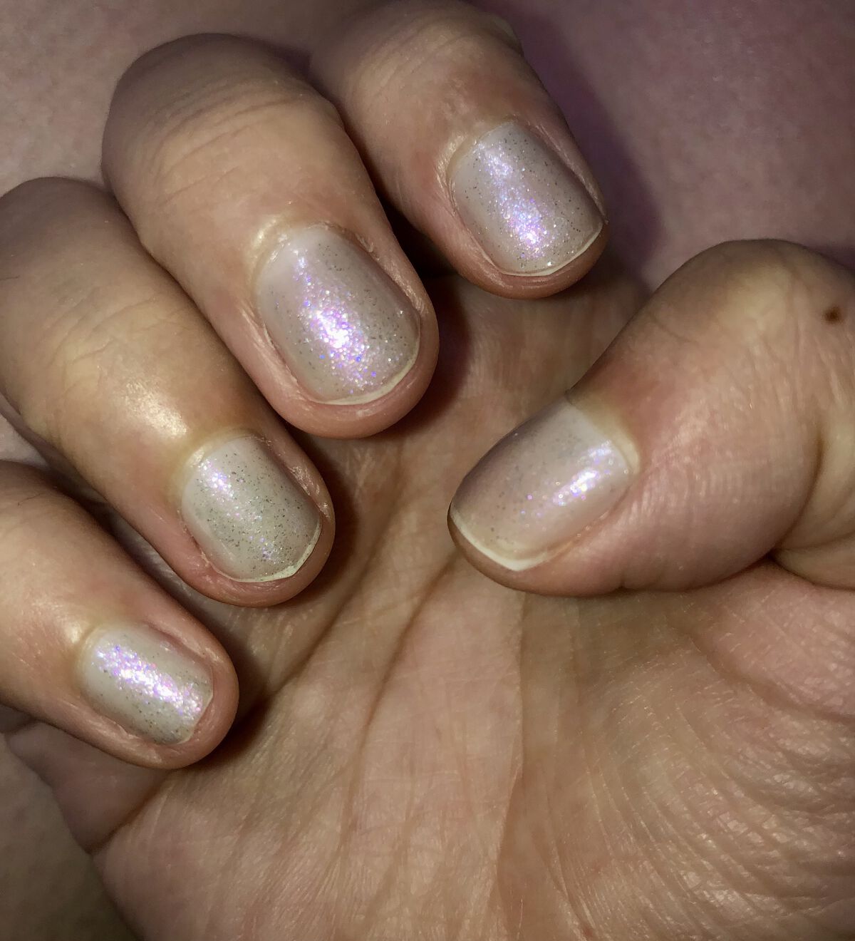 ネイルホリック ネイルホリック Dreamy Pearl colorのクチコミ「ネイルホリックの新色バカかわいい〜
宇宙みたいなラメで塗るとパープル光るとピンクの偏光パール💜.....」（1枚目）