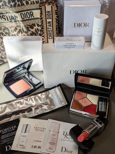 ルージュ ディオール 253 ローズ フィーライン サテン（生産終了）/Dior/口紅を使ったクチコミ（1枚目）