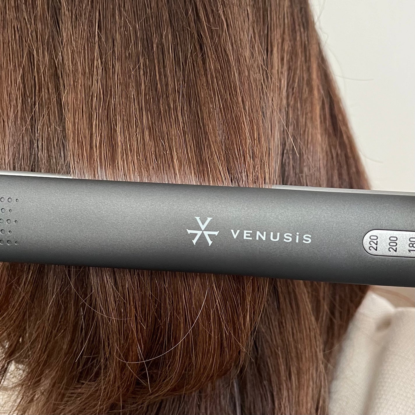 マイナスイオンストレートヘアアイロン VAS-8200E/VENUSiS/ストレートアイロンを使ったクチコミ(6枚目)