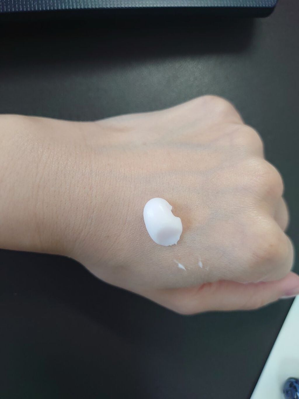 ボムバストクリーム リッチ/PEACH JOHN/バストケア・ヒップケアを使ったクチコミ(2枚目)