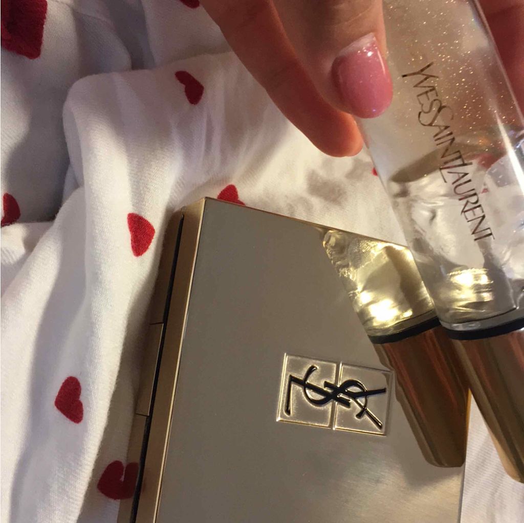 ラディアント タッチ ブラープライマー/YVES SAINT LAURENT BEAUTE/化粧下地を使ったクチコミ(1枚目)