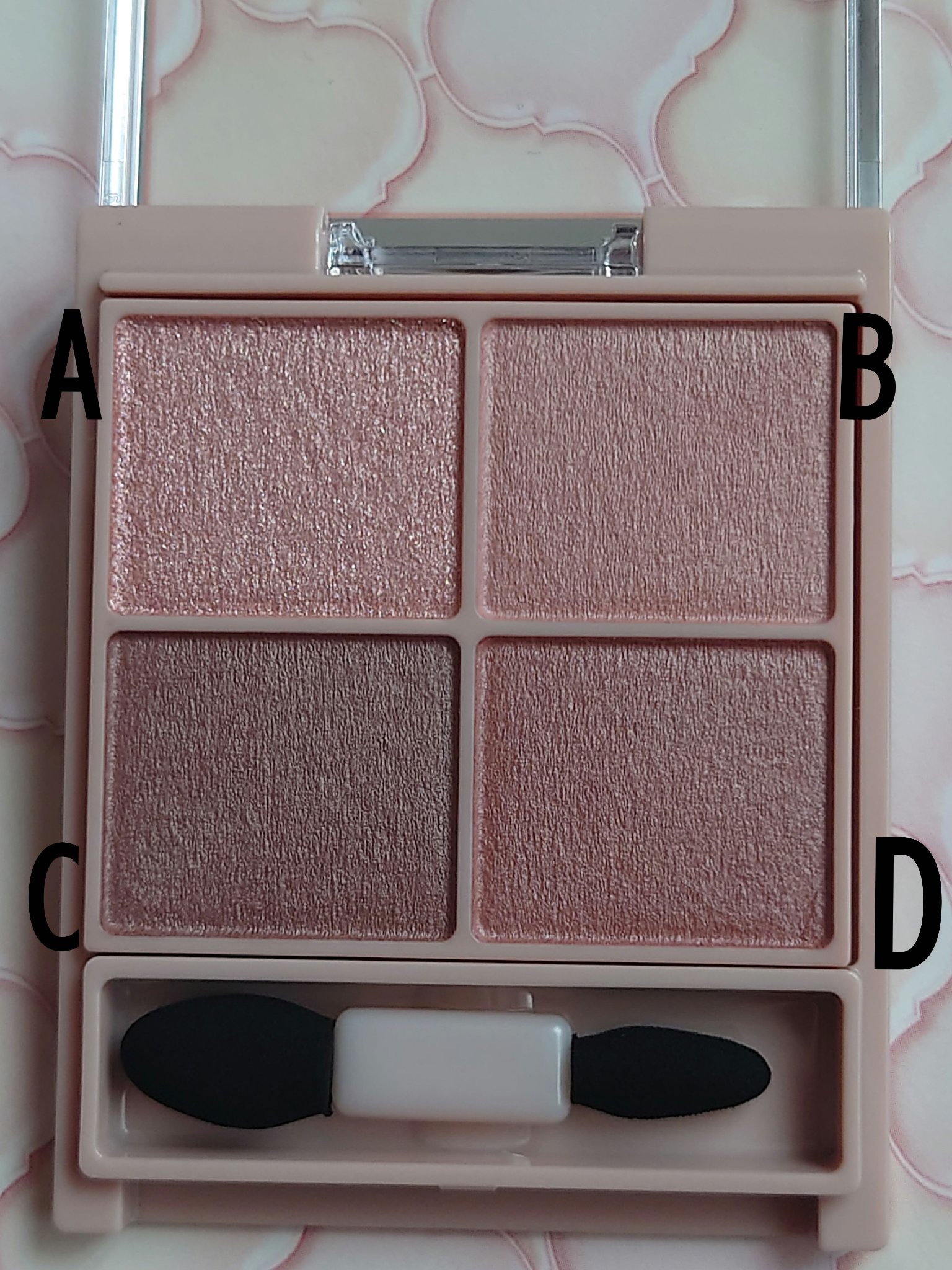 シルキースフレアイズ（マットタイプ）/キャンメイク/アイシャドウパレットを使ったクチコミ（2枚目）