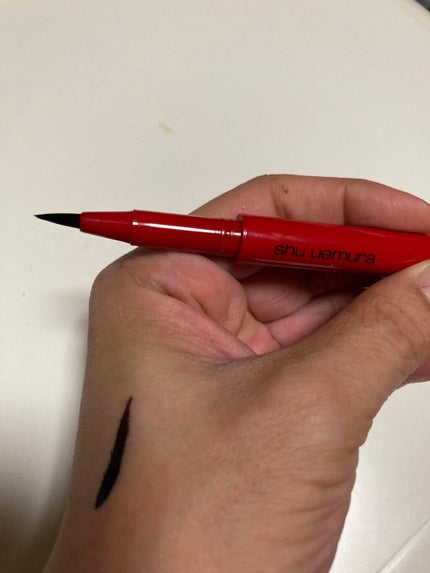 カリグラフィック アイライナー/shu uemura/リキッドアイライナーを使ったクチコミ(2枚目)