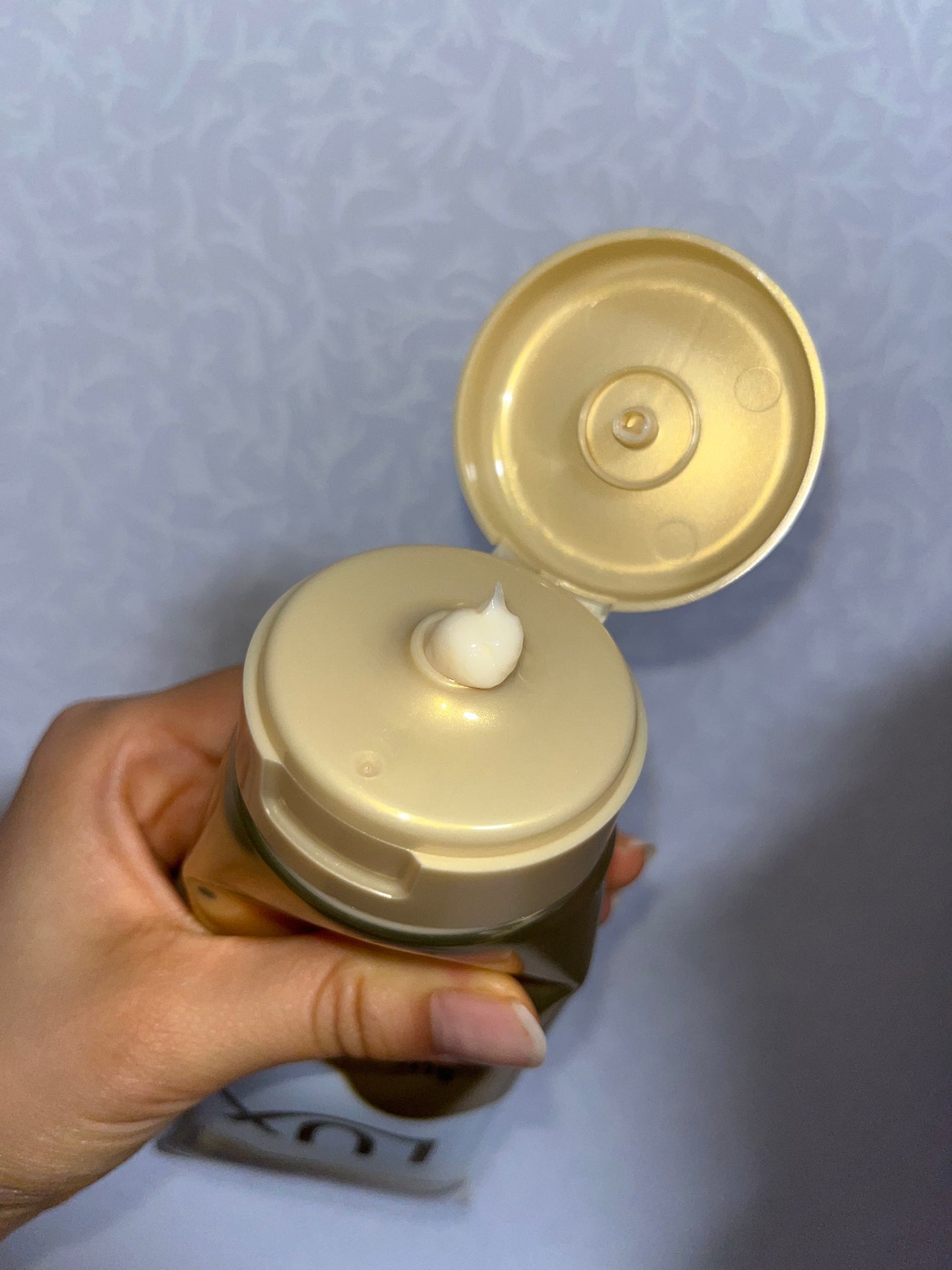 スーパーリッチシャイン ダメージリペア とろとろ補修トリートメント/LUX/洗い流すヘアトリートメントを使ったクチコミ(4枚目)