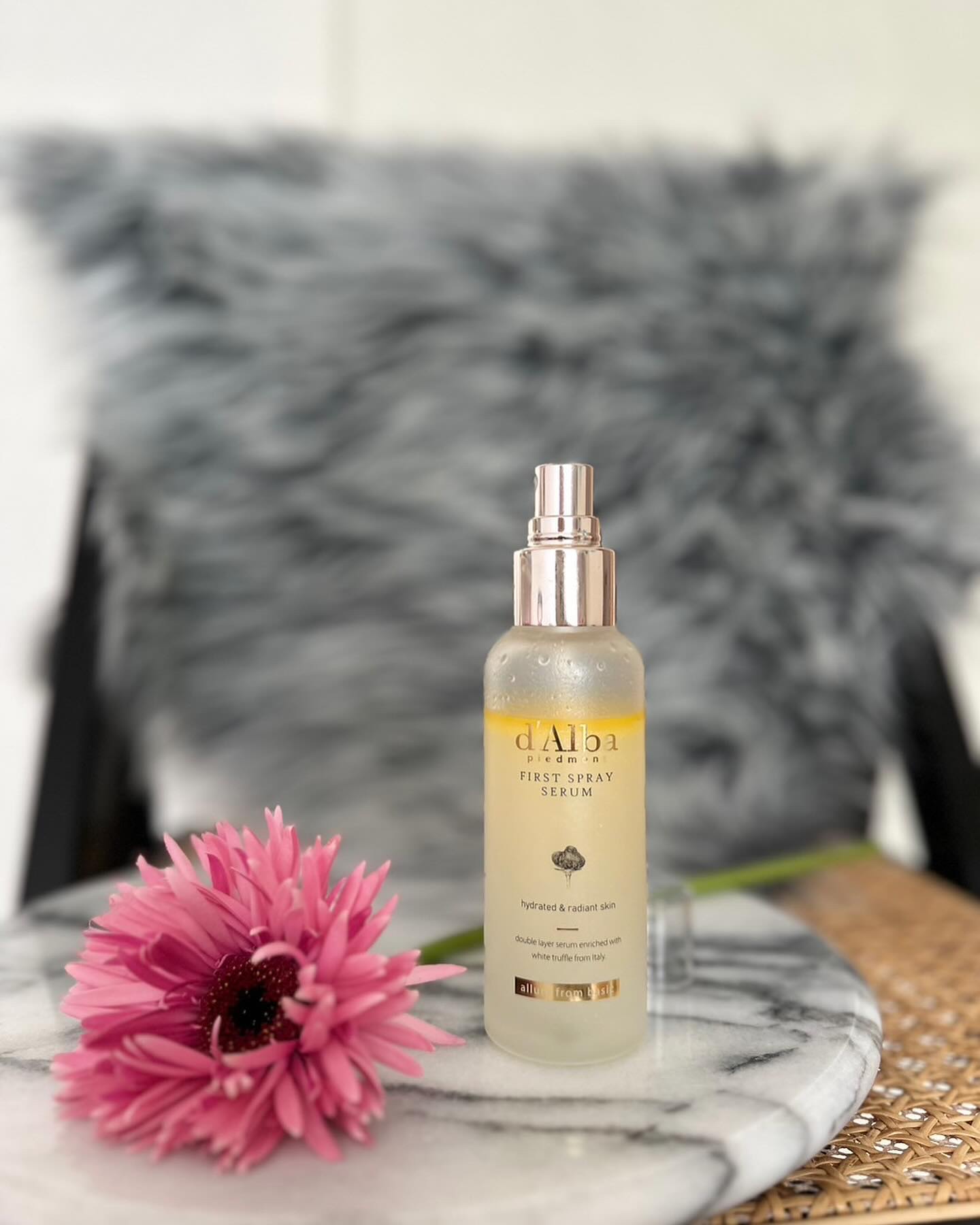 ダルバ ホワイトトリュフファーストスプレーセラム/ダルバ/ミスト状化粧水を使ったクチコミ（1枚目）