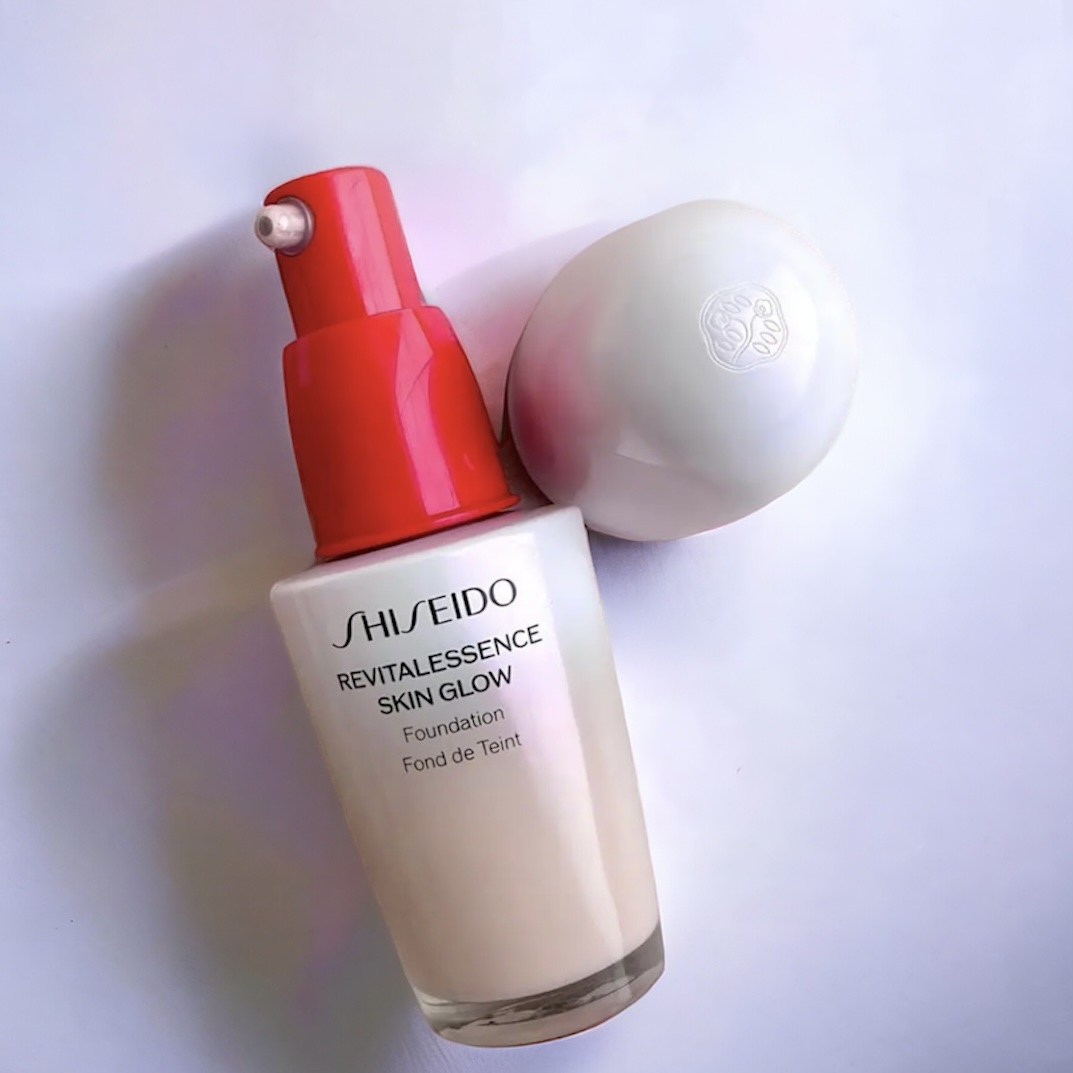 エッセンス スキングロウ ファンデーション/SHISEIDO/リキッドファンデーションを使ったクチコミ（1枚目）