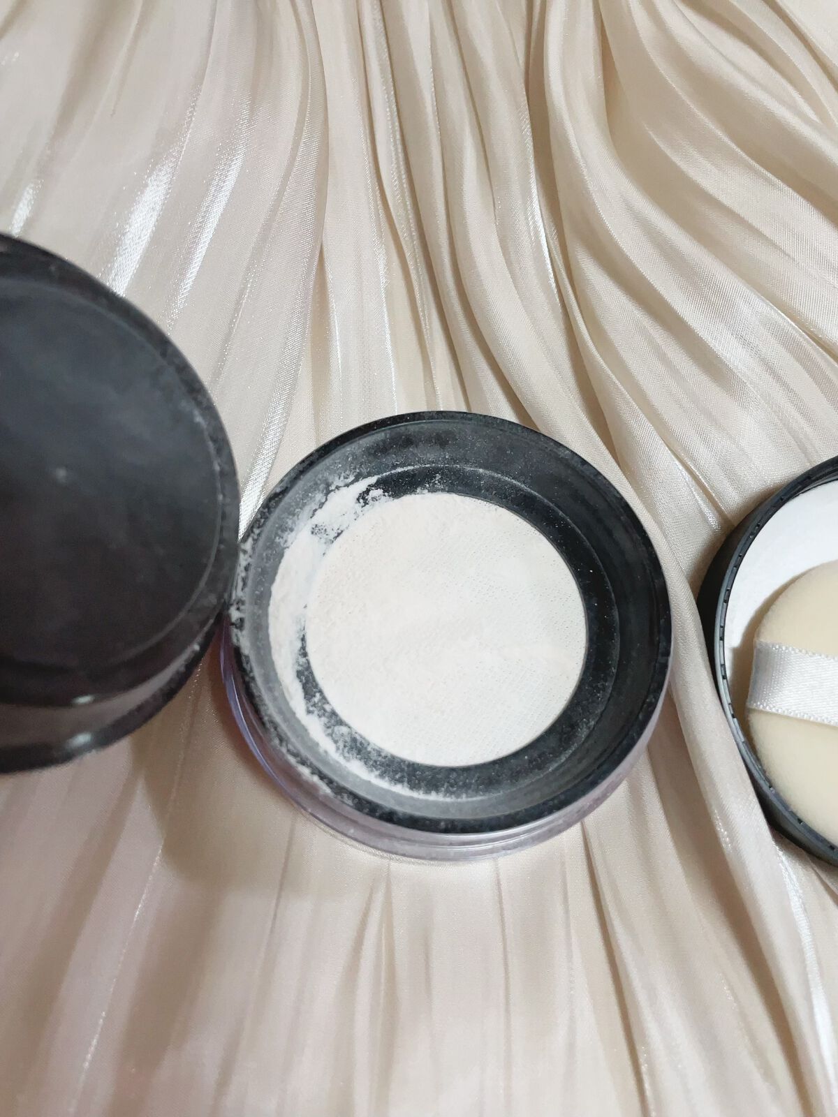 ライトリフレクティングセッティングパウダー ルース N 02383/NARS/ルースパウダーを使ったクチコミ(3枚目)