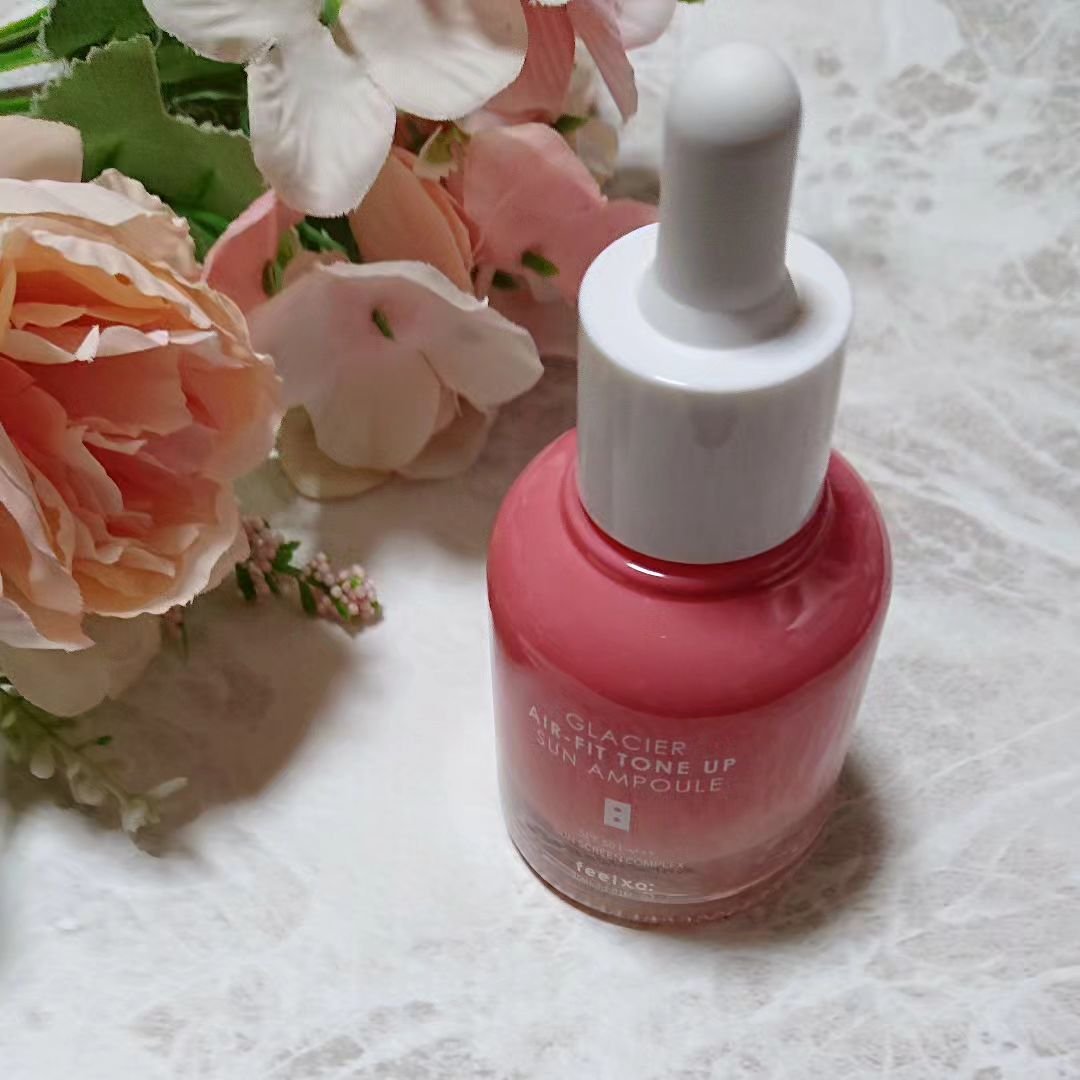 ピルソ グラシアエアフィットトーンアップサンアンプル SPF50 PA+++/feelxo/化粧下地を使ったクチコミ（2枚目）