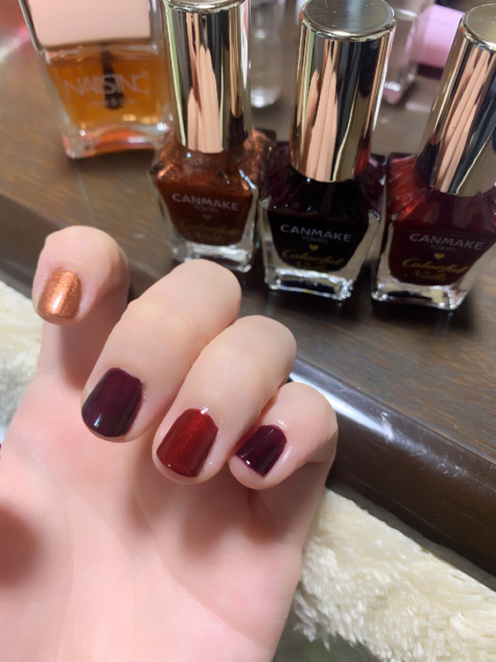 カラフルネイルズ/キャンメイク/マニキュアを使ったクチコミ(3枚目)