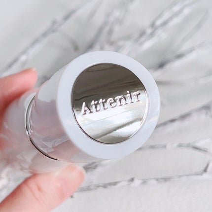 アテニア ドレススノー デイエマルジョン【医薬部外品】 のクチコミ「・
・
日中の乾燥が気になる
大人肌の私に嬉しい日中用乳液
@attenir_officia.....」(3枚目)