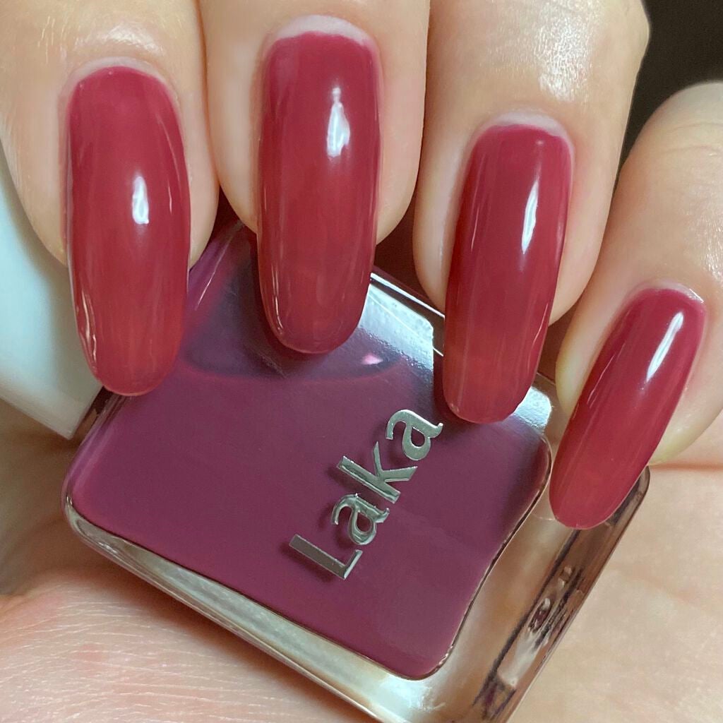 グラッシーネイルカラー/Laka/マニキュアを使ったクチコミ(5枚目)