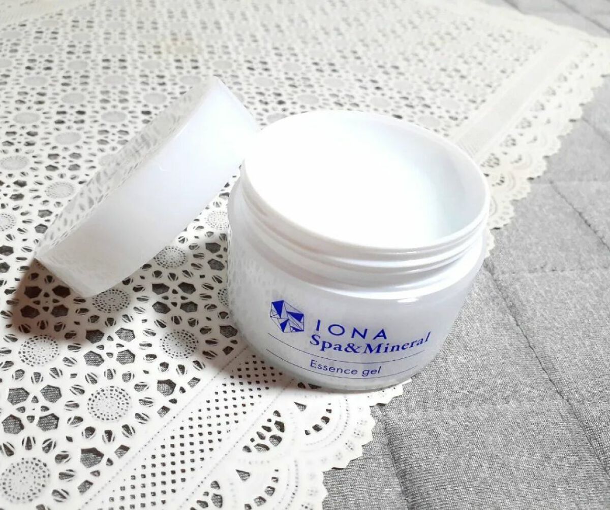 エッセンス ジェル/イオナ スパ＆ミネラル/オールインワン化粧品を使ったクチコミ（3枚目）