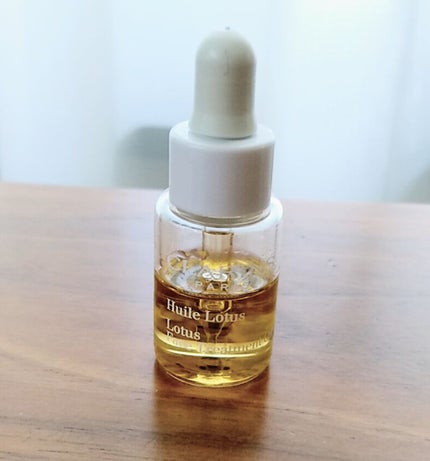 CLARINS プラント フェイス オイル オイリー スキンのクチコミ「すんごい良い香り💕
もう全世界のひとの、
鼻の近くに持っていって、
ねえねえ、良い香りでしょ.....」(1枚目)