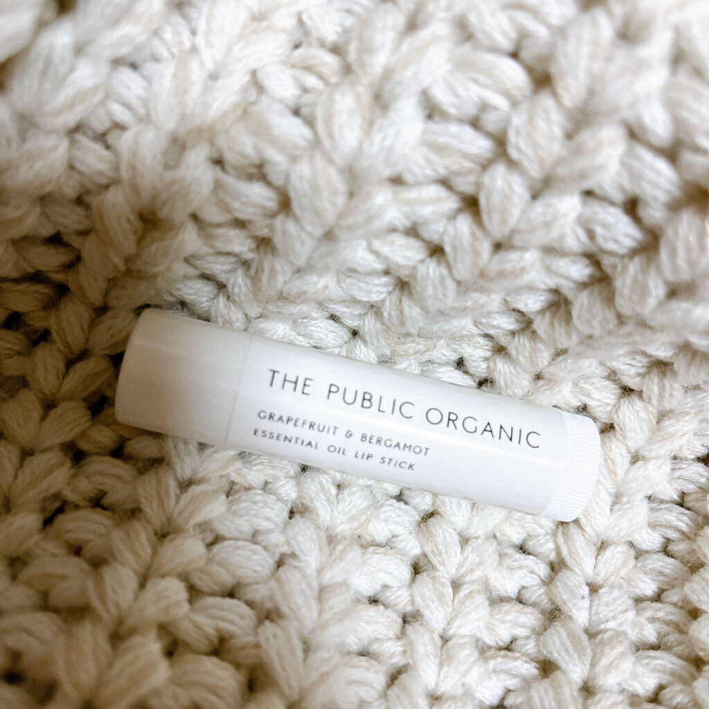 オーガニック認証 精油リップスティック スーパーポジティブ ライズ/THE PUBLIC ORGANIC/リップクリームを使ったクチコミ（2枚目）
