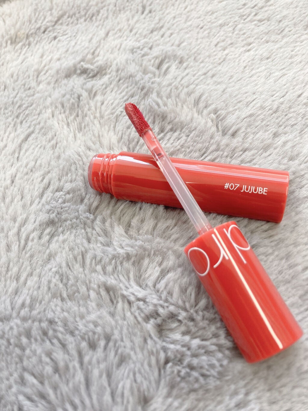 ジューシーラスティングティント/rom&nd/リップティントを使ったクチコミ(2枚目)