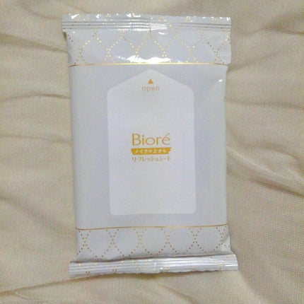 メイクの上からリフレッシュシート/ビオレ/フェイスシートを使ったクチコミ(3枚目)