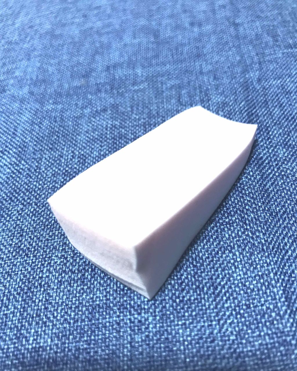 メイクアップスポンジ(バリューパック ウェッジ型 30個)/DAISO/パフ・スポンジを使ったクチコミ（2枚目）