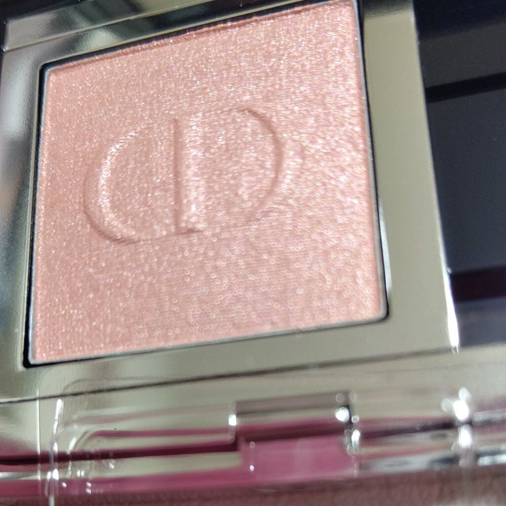 モノ クルール クチュール/Dior/単色アイシャドウを使ったクチコミ(2枚目)