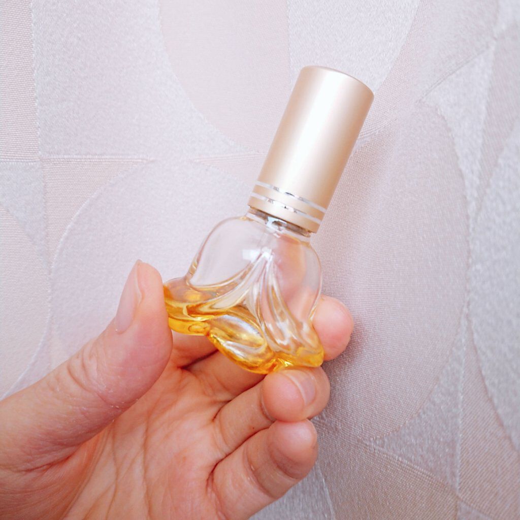 ガラスアトマイザー ローズ/セリア/その他を使ったクチコミ(2枚目)