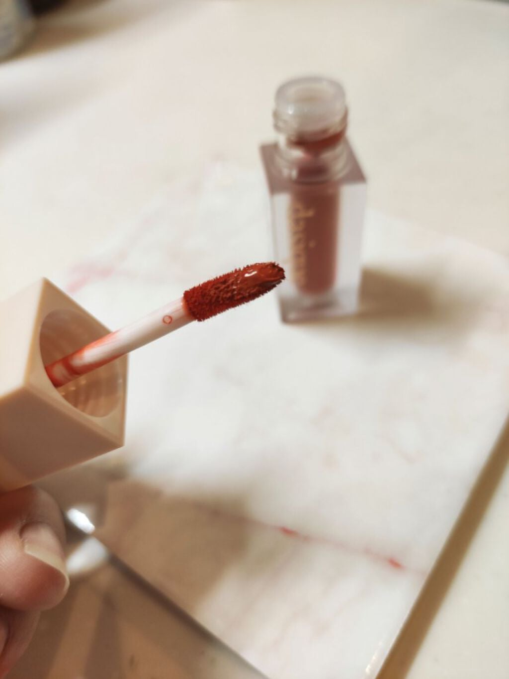 ブラーベルベットティント/dasique/リップティントを使ったクチコミ(2枚目)