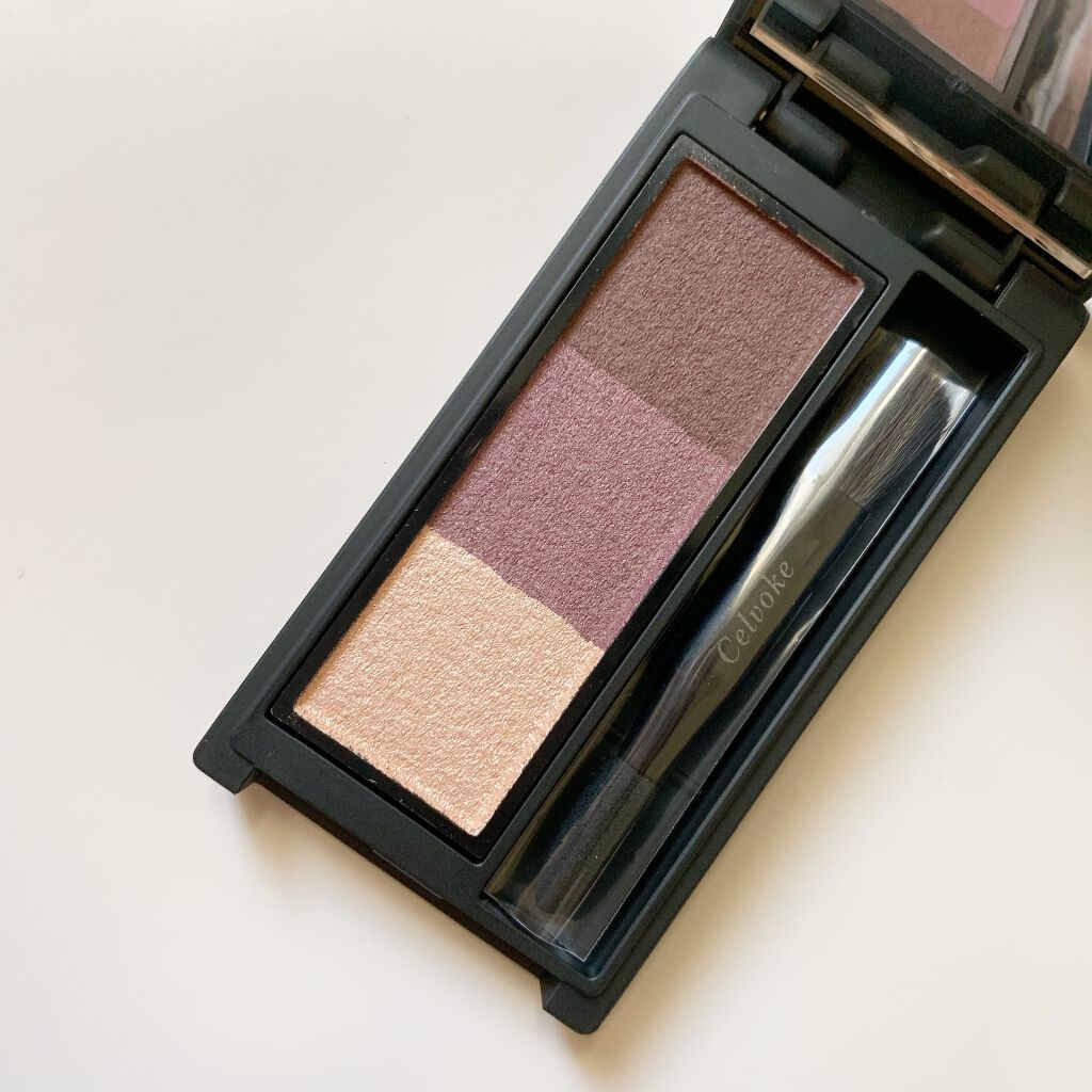 セルヴォーク インディケイトアイブロウパウダー 03 パープルブラウン/Celvoke/パウダーアイブロウを使ったクチコミ（2枚目）