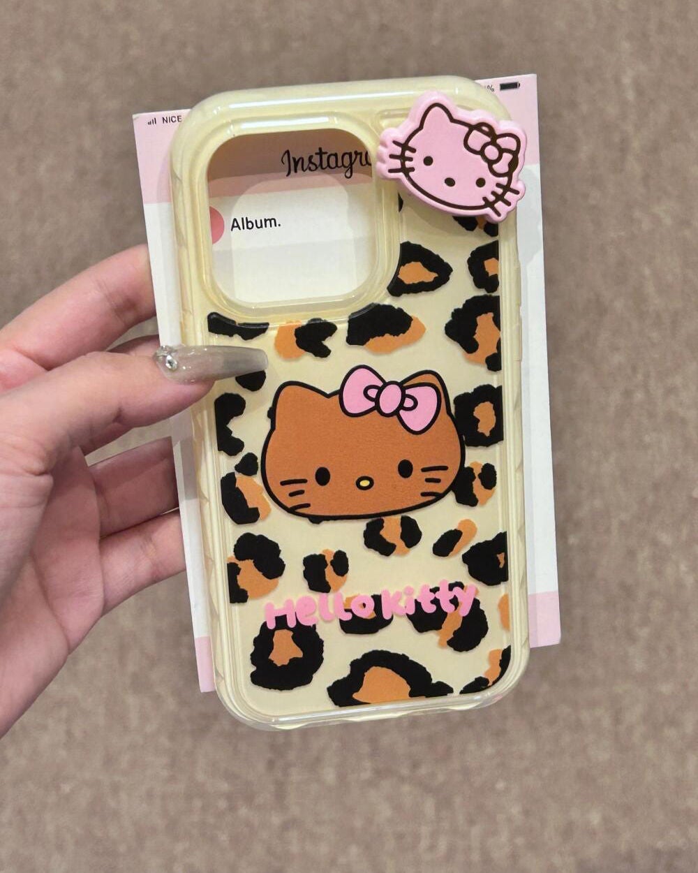 ケース大好きっ子 on LIPS 「ヒョウ柄の黒いキティちゃんはとてもかわいいですね#iPhone..」(2枚目)