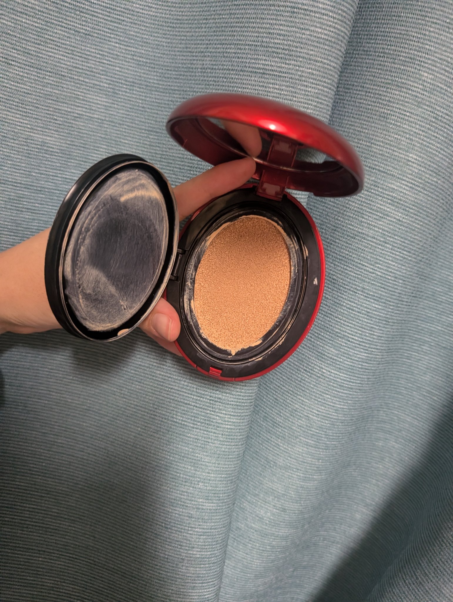 マスクフィットレッドファンデーション/TIRTIR(ティルティル)/リキッドファンデーションを使ったクチコミ（2枚目）