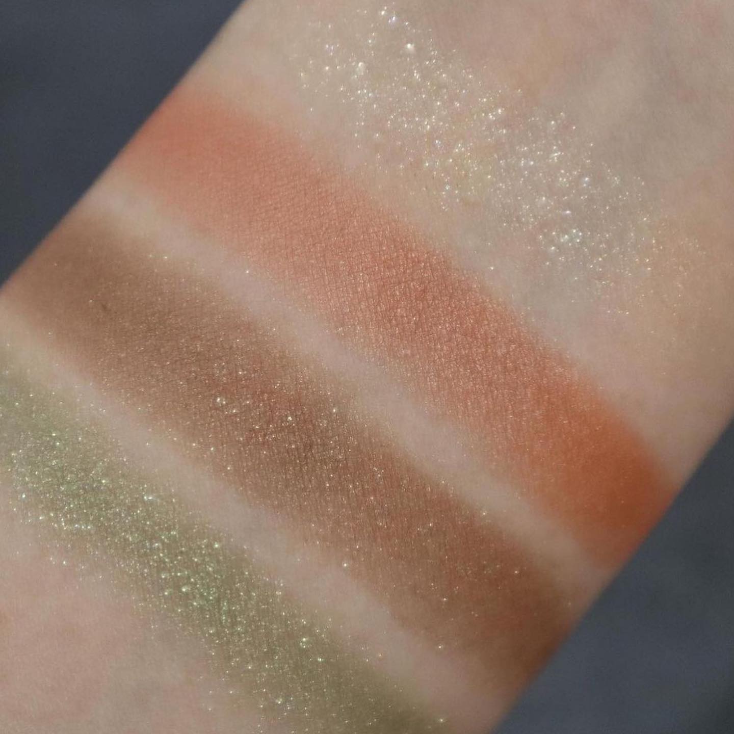 シグニチャー カラー アイズ/SUQQU/アイシャドウパレットを使ったクチコミ（3枚目）