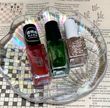 UR GLAM　COLOR NAIL SELECTION RD2＜グラスカラー＞/U R GLAM/マニキュアを使ったクチコミ（2枚目）