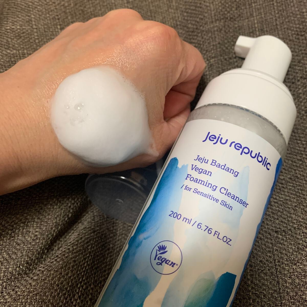 アンス on LIPS 「☆ビーガンフォーミングクレンザー泡で出てくるタイプのクレンジン..」(2枚目)