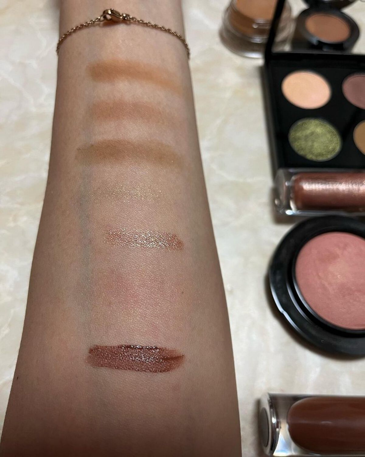 スモール アイシャドウ/M・A・C/単色アイシャドウを使ったクチコミ（2枚目）