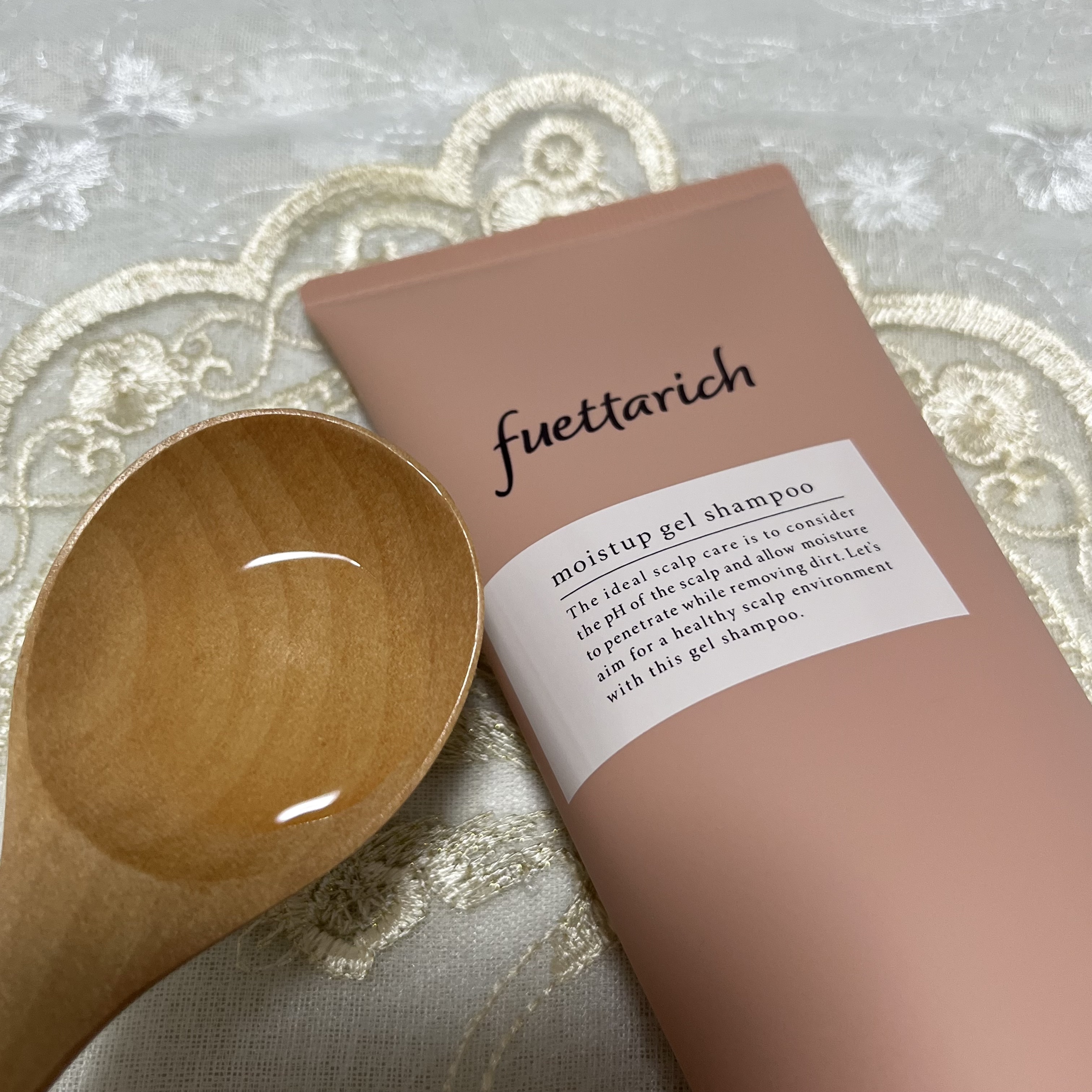 モイストアップ ジェル シャンプー/トリートメント/fuettarich (フエッタリッチ)/サロンシャンプーを使ったクチコミ（3枚目）