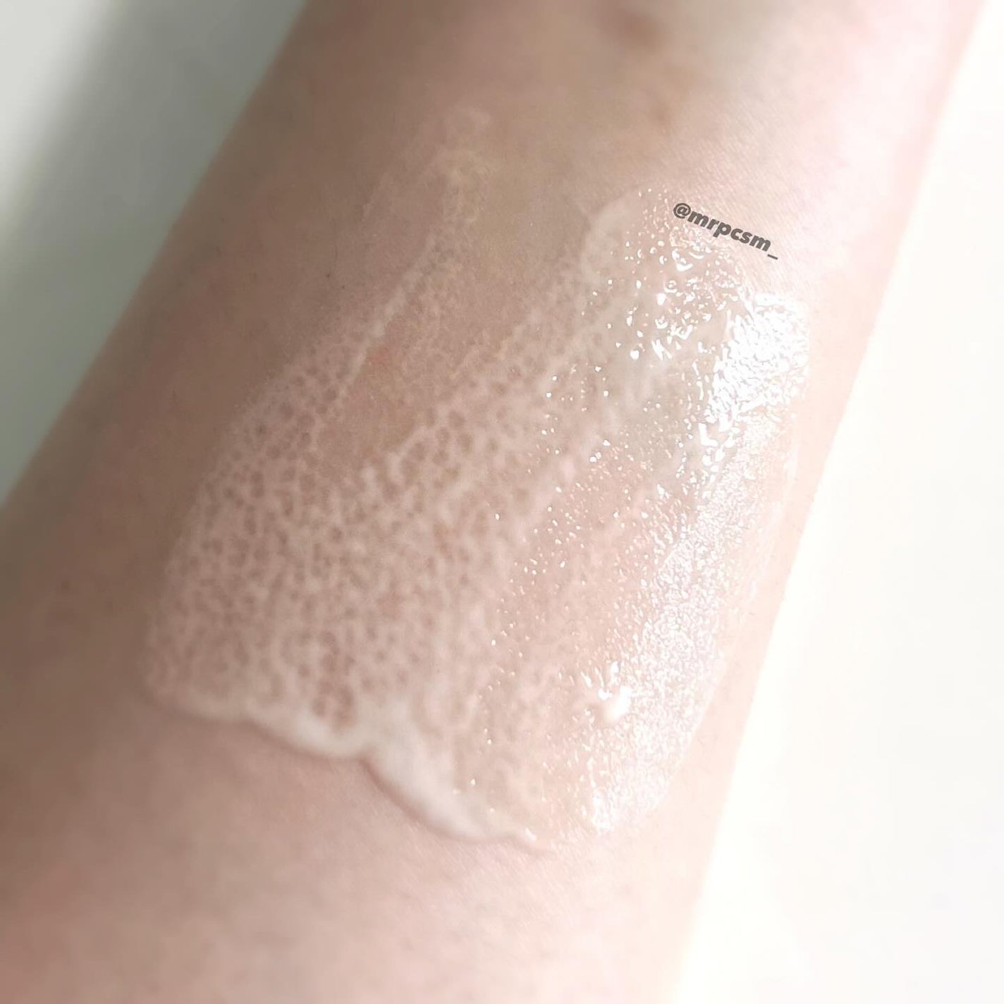 ニベアUV ディープ プロテクト&ケア ジェル/ニベア/日焼け止めジェルを使ったクチコミ(4枚目)