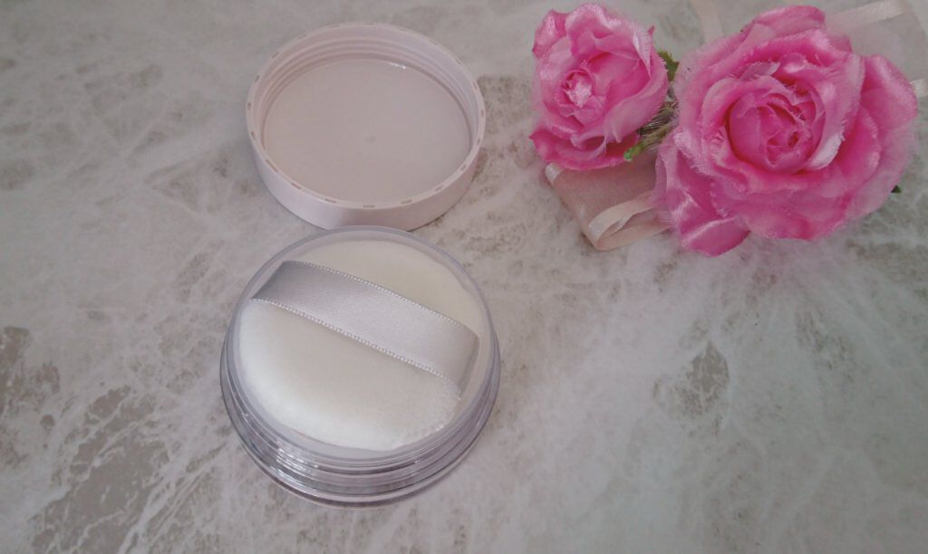 プライバシーUVパウダー50/プライバシー/ルースパウダーを使ったクチコミ(2枚目)