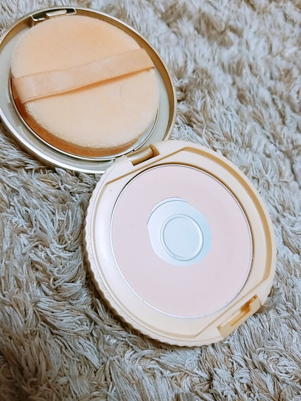 【旧品】マシュマロフィニッシュパウダー/キャンメイク/プレストパウダーを使ったクチコミ(2枚目)