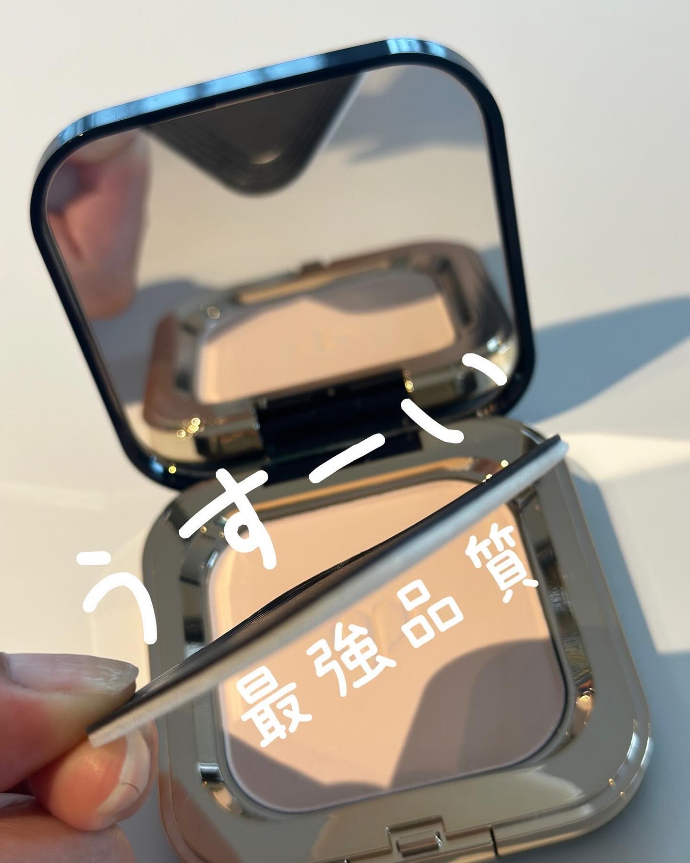 プードルコンパクトエサンシエルn/クレ・ド・ポー ボーテ/プレストパウダーを使ったクチコミ(4枚目)